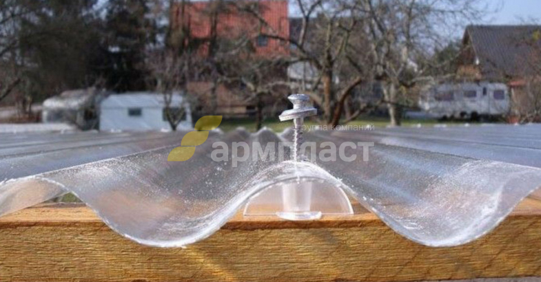 Лист стеклопластиковый профилированный бесцветный 40-150-0,8 (волна)